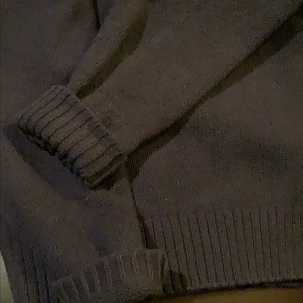 Old Navy cable knit sweater - Picture 3 of 3
